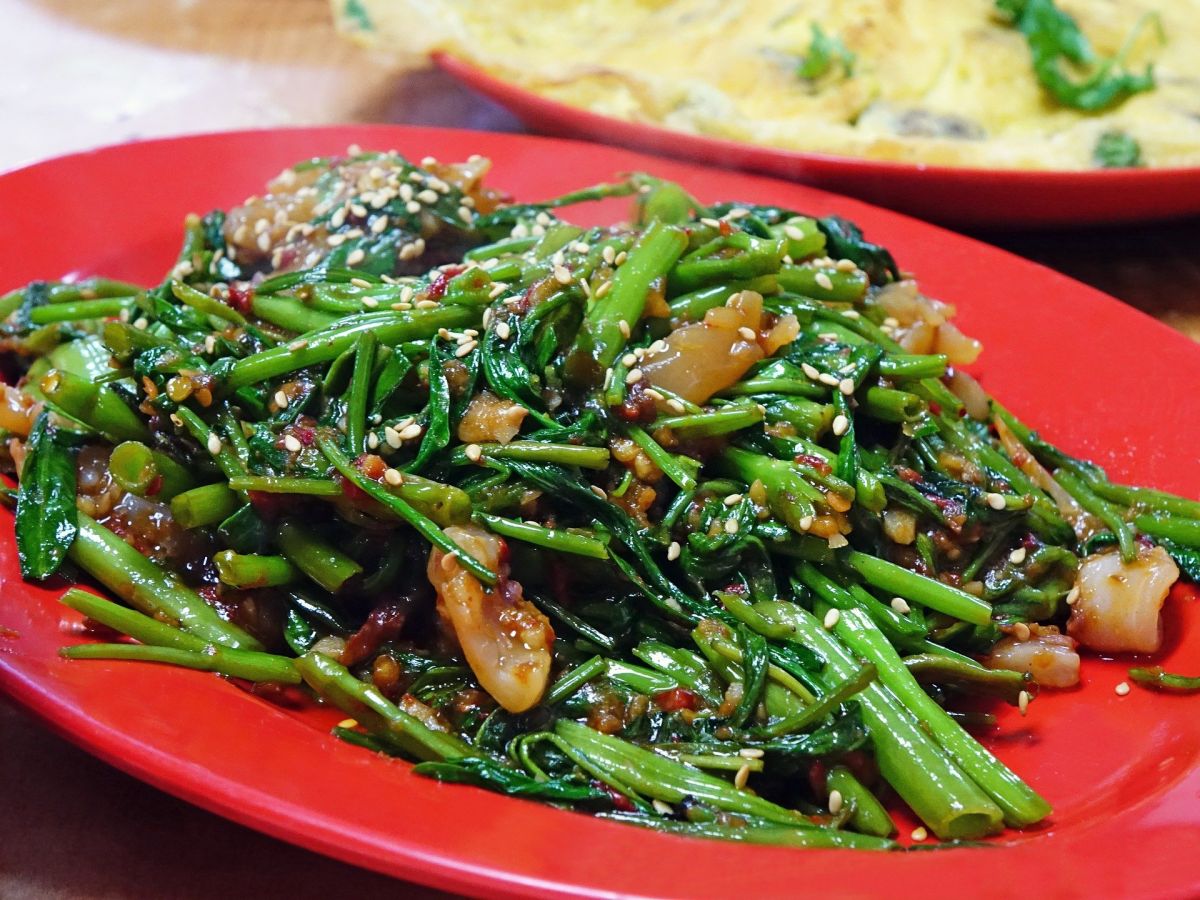 Unveiling the Nutritional Powerhouse, Benefits of Kangkong Leaves